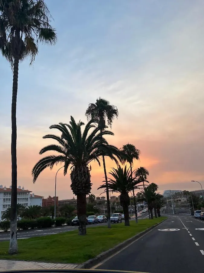 Orlando Luxury Costa Adejeアパートメント